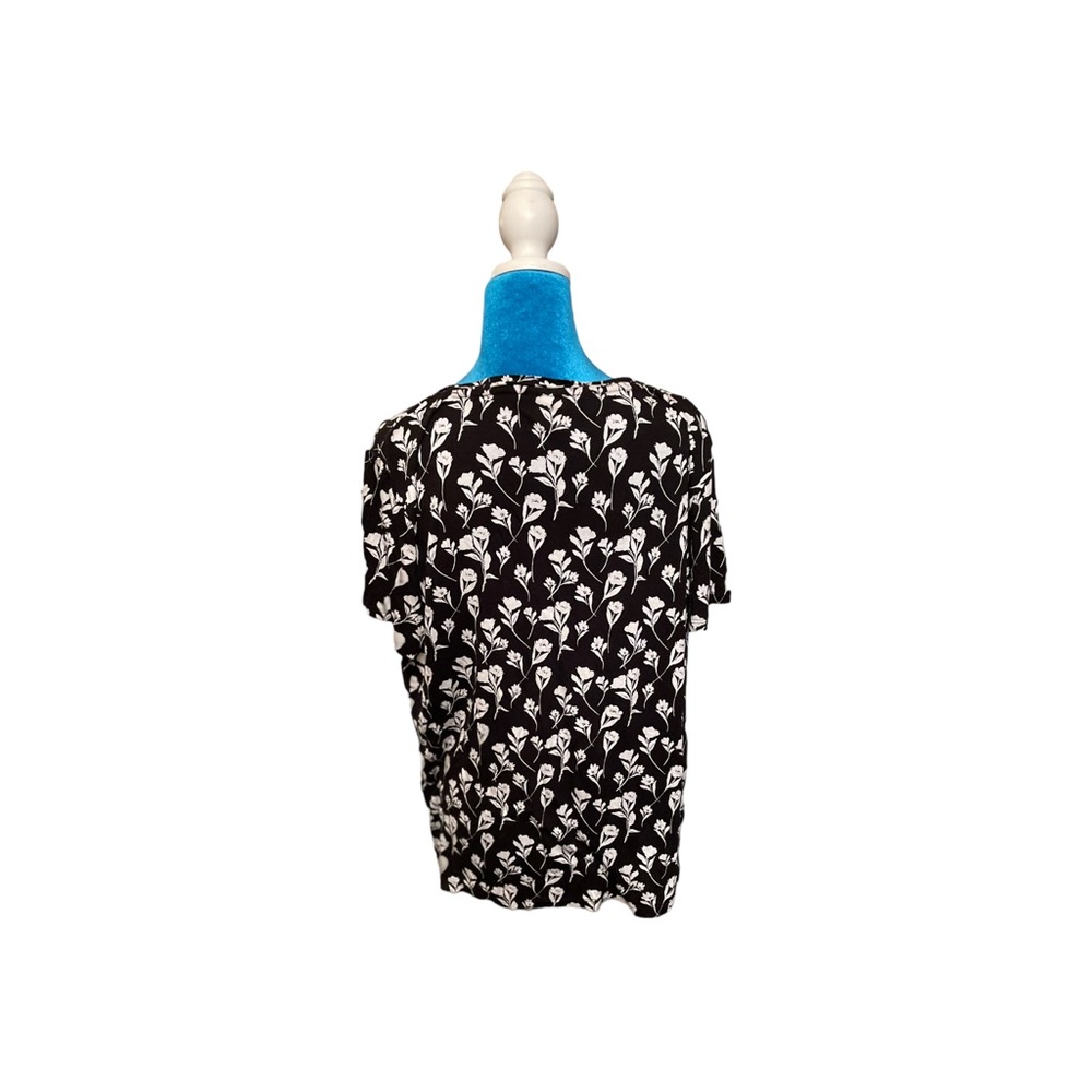 Simply Vera Vera Wang xxlarge modern tee black white floral print 100% rayon